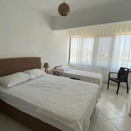 Apartmán Yat Limani'nda Denize Sifir Genis Super Ev-1 Datça
